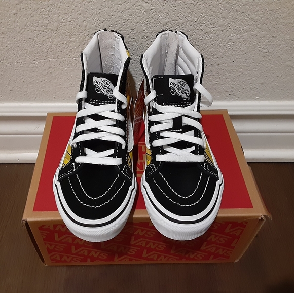 Vans - Picture 3 of 4